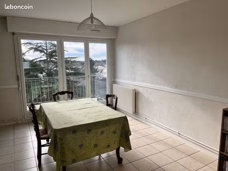 appartement t3 (possible t4)