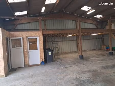 local 245 m² norolles