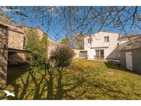 maison familiale avec jardin