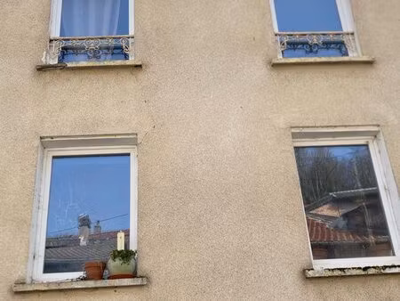 maison de ville 120m2 plus garage 60m2. rénové entièrement il y a 13 ans