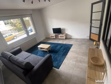 appartement t2 meublé 45 m² refait à neuf – quartier calme – centre-ville d’alençon