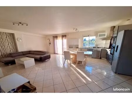 t4 88 m² – terrasse 16 m² – garage + parking – cabestany