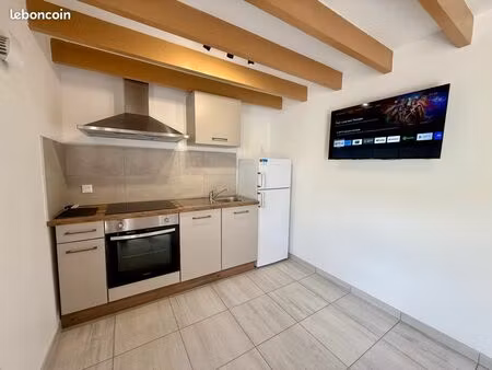 duplex meublé 25m2 indépendant avec cour intérieure