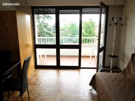 loue studio grande terrasse