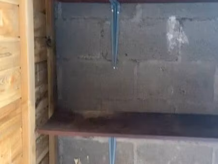 cave 6m2 saine  sécurisée  au rdc et donnant sur une cour intérieure