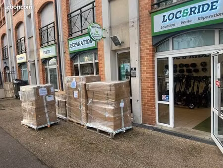 fond de commerce : mobilité électrique - emplacement gare d'évreux