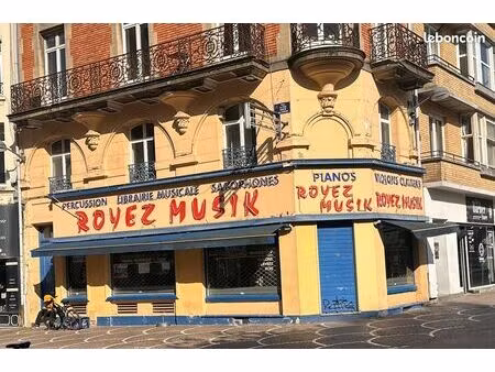 boutique d'angle lille rue piétonne