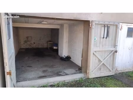 vente garage box fermé à autun 71400