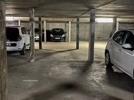 place de parking souterrain la madeleine