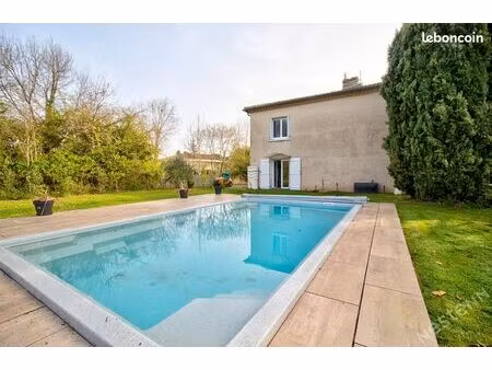 maison 7 pièces 166 m²