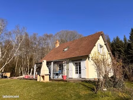 pavillon 6 pièces 100 m²