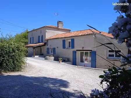 belle propriété sur 3 ha (ou plus) avec dépendance