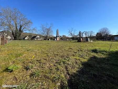 terrain 1 254 m² seiches sur le loir