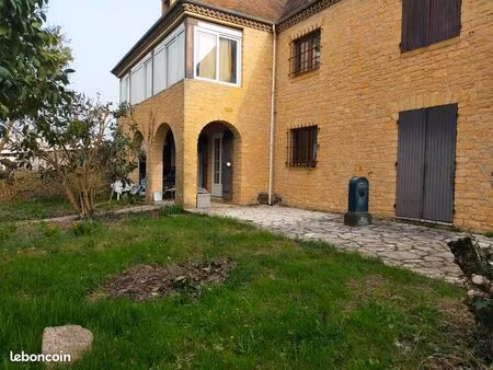 appartement 4 pièces 113 m2 terrasse jardin garage