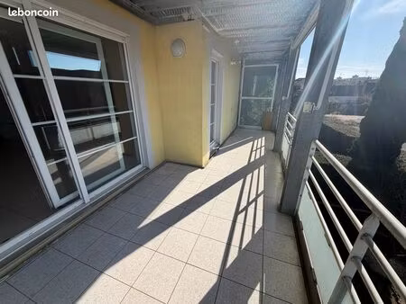 f4 3 chambres avec terrasse + garage – résidence calme avec ascenseur