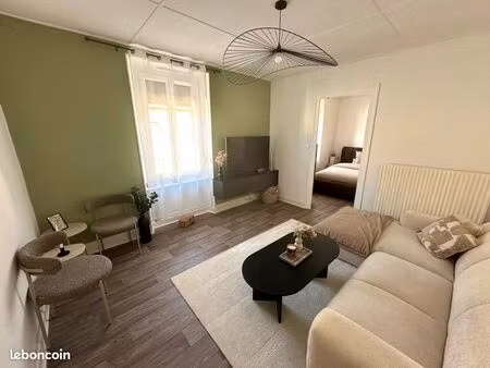 t2 rénové 50 m² avec garage fermé et jardin – mandeure