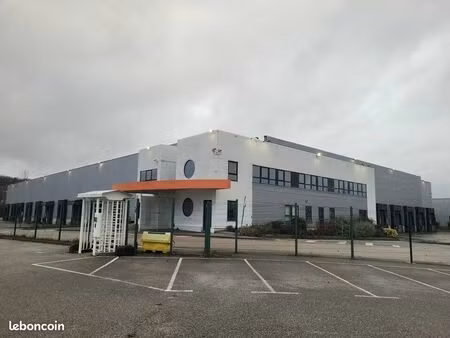 entrepot - logistique 6617 m² val de reuil