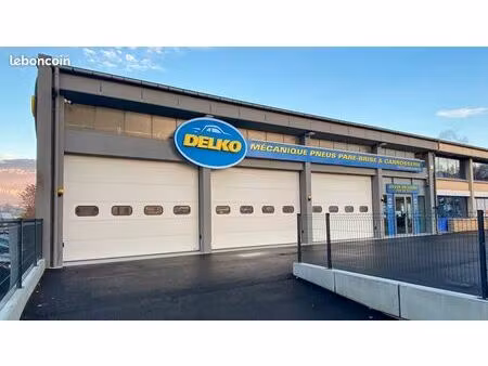 garage automobile  garage 365 m² vertou