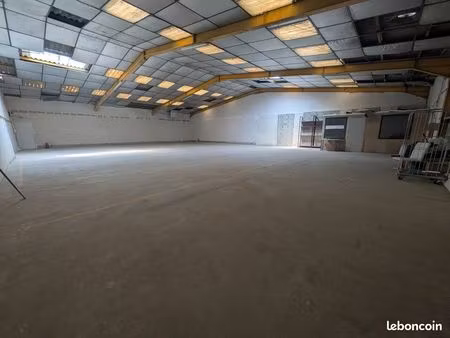 local d'activite 388 m² val-de-reuil