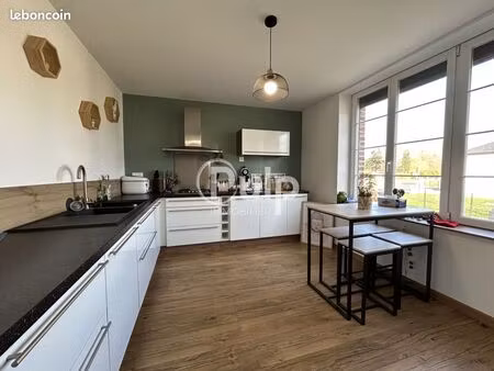 maison 6 pièces 120 m²