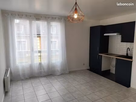 particulier vend studio chartres hyper centre