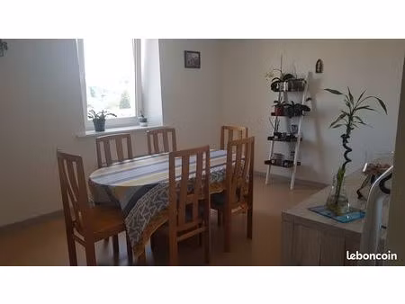 grand t3 - 82m² - 500 + charges 50