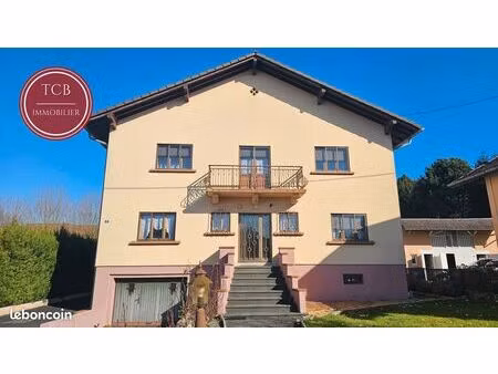 maison 10 pièces 151 m²