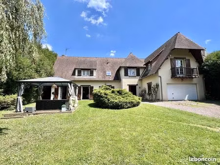 maison 6 pièces 200 m²