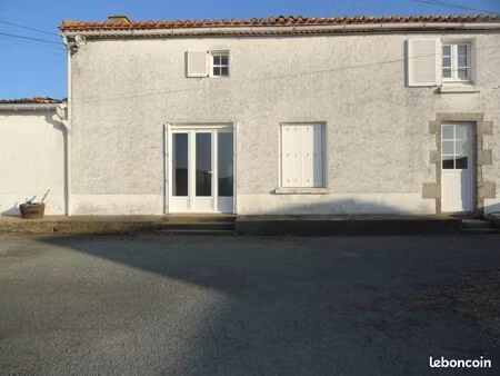 maison proche la tessoualle