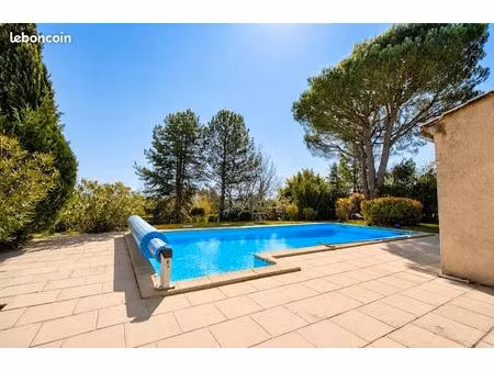 maison 6 pièces 171 m²