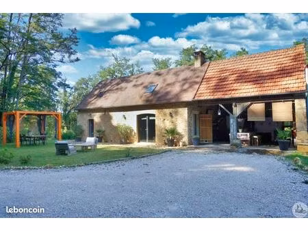 maison 3 pièces 85 m²