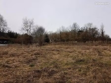 terrain 1 403 m² nebouzat