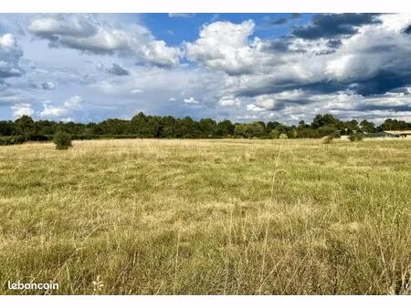 terrain 900 m² pompejac