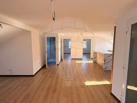 appartement 3 pièces 77 m²