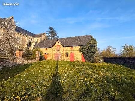 immeuble 9 pièces 230 m²