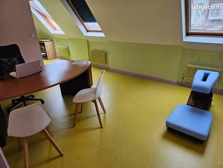 salles de 23 m² à louer dans un centre pluridisciplinaire