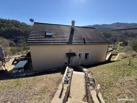 maison 5 pièces 145 m²