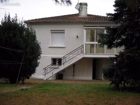 maison sur sous-sol avec jardin cognac