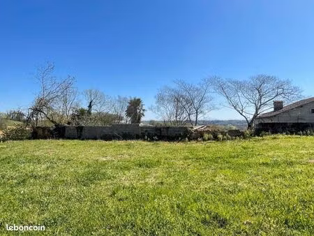 terrain 1 586 m² brassempouy