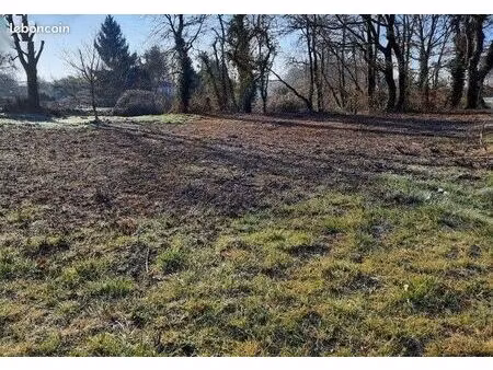 terrain 800 m² mazion