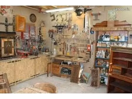recherche hangar / atelier / garage / local 30 à 100 m² – secteur nantes