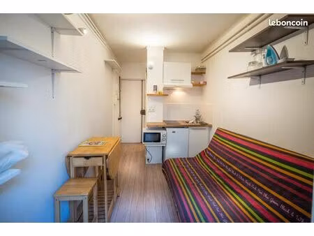 studio meublé 12 m² buttes chaumont 19ème
