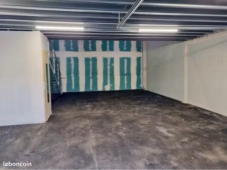 local d’activité/ entrepôt 120m2