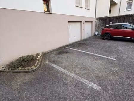 location place de parking