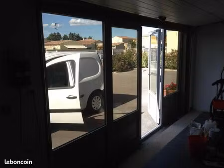 local commercial /bureau