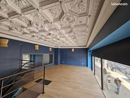 local commercial 166 m²