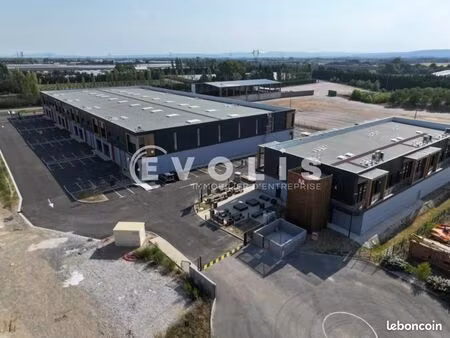 local d'activité 2 022 m²