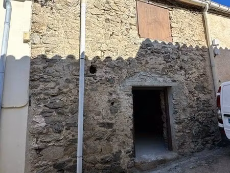 grange à rénover avec toiture neuve – potentiel maison 80 m² – sournia