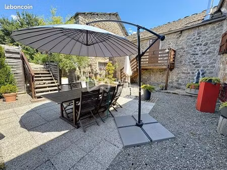 gîte 4 pièces 81 m²
