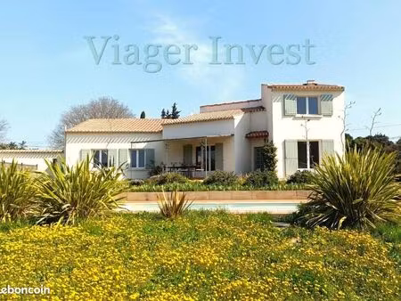 villa 5 pièces 138 m²